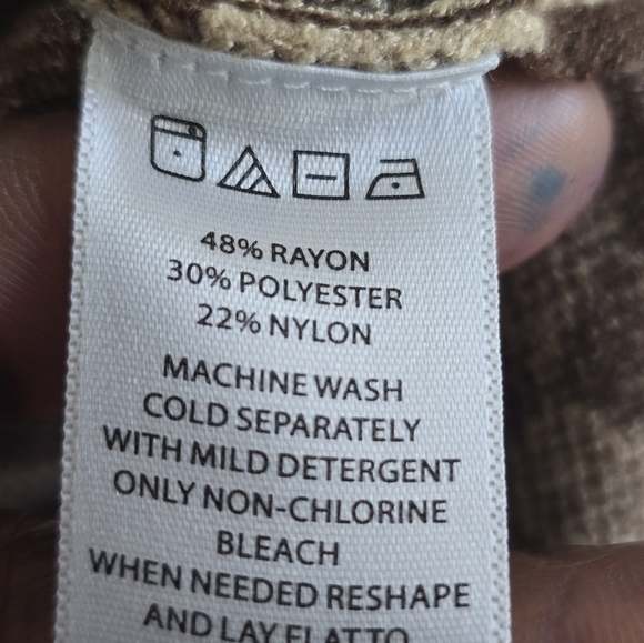 Willow&Wind Womens Checkered Pattern Print Brown&Tan Vest Sweater Sz Small - Picture 7 of 8